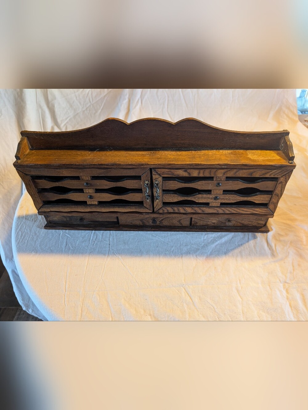 2/100$ Vintage Brown Wooden Wall Display Shelf with Decorative Front
